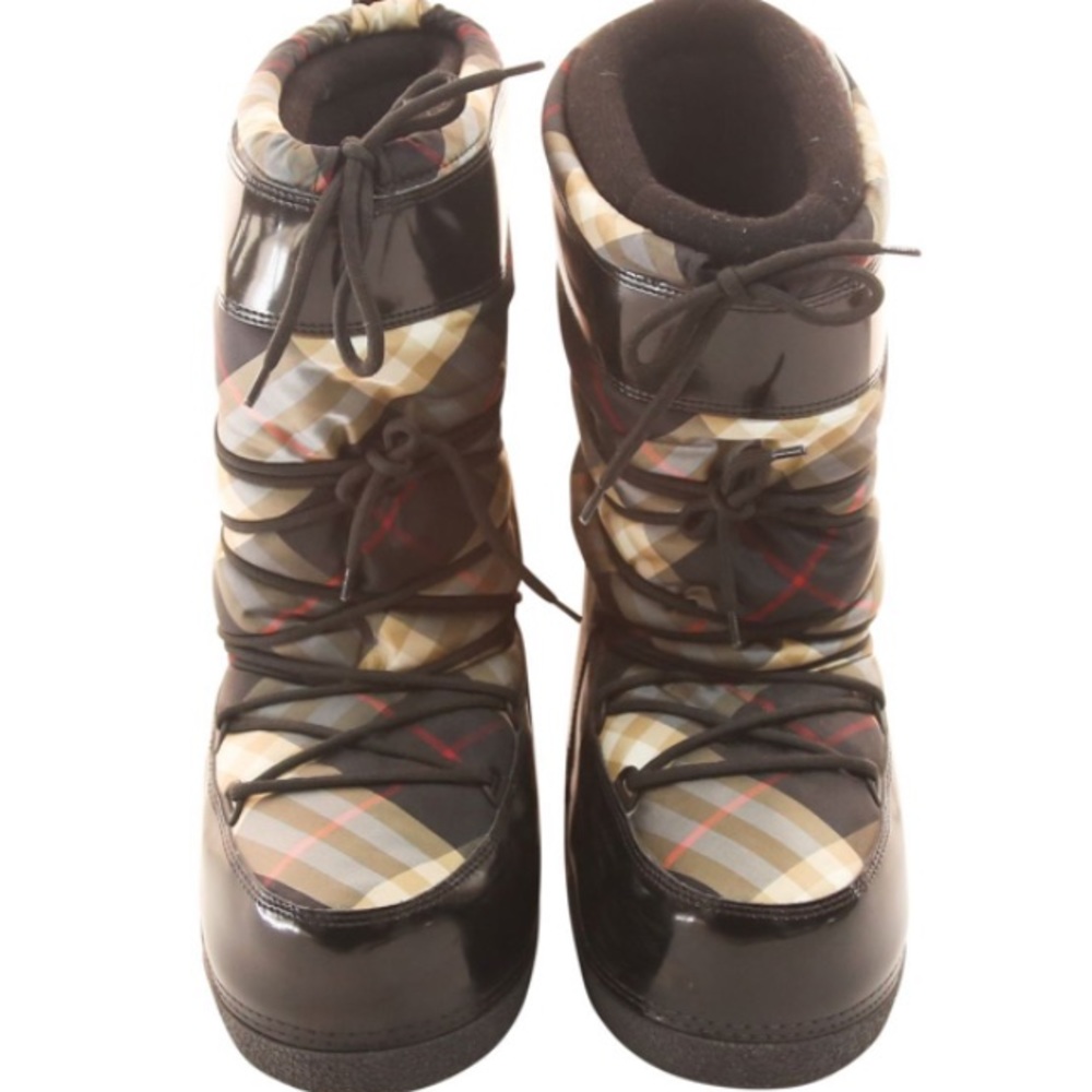 **SOLD** Genuine Authentic Burberry Moon Boots - Snow Boots